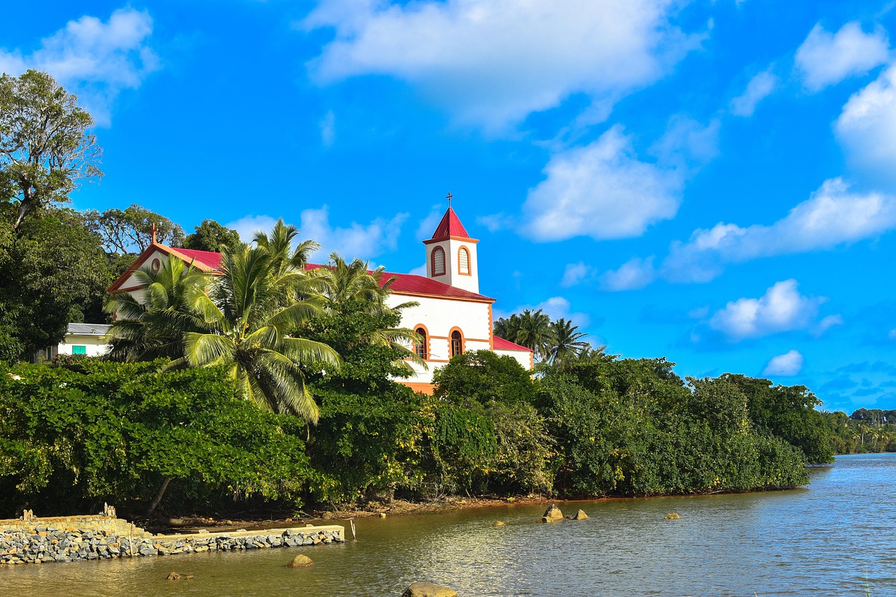 Image du produit Cap à l’Est : du canal des Pangalanes à l’île de Sainte Marie