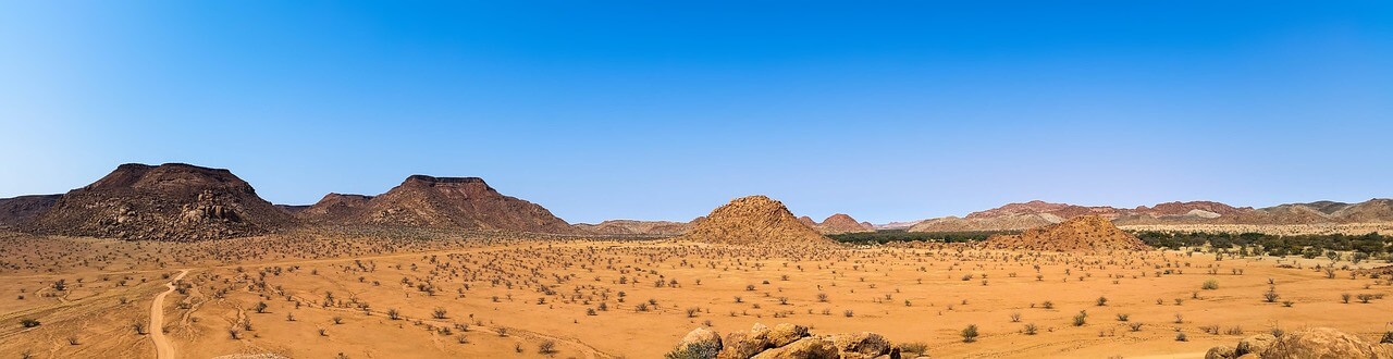 Image du produit Majestueux déserts namibiens : voyage du Sud au Nord
